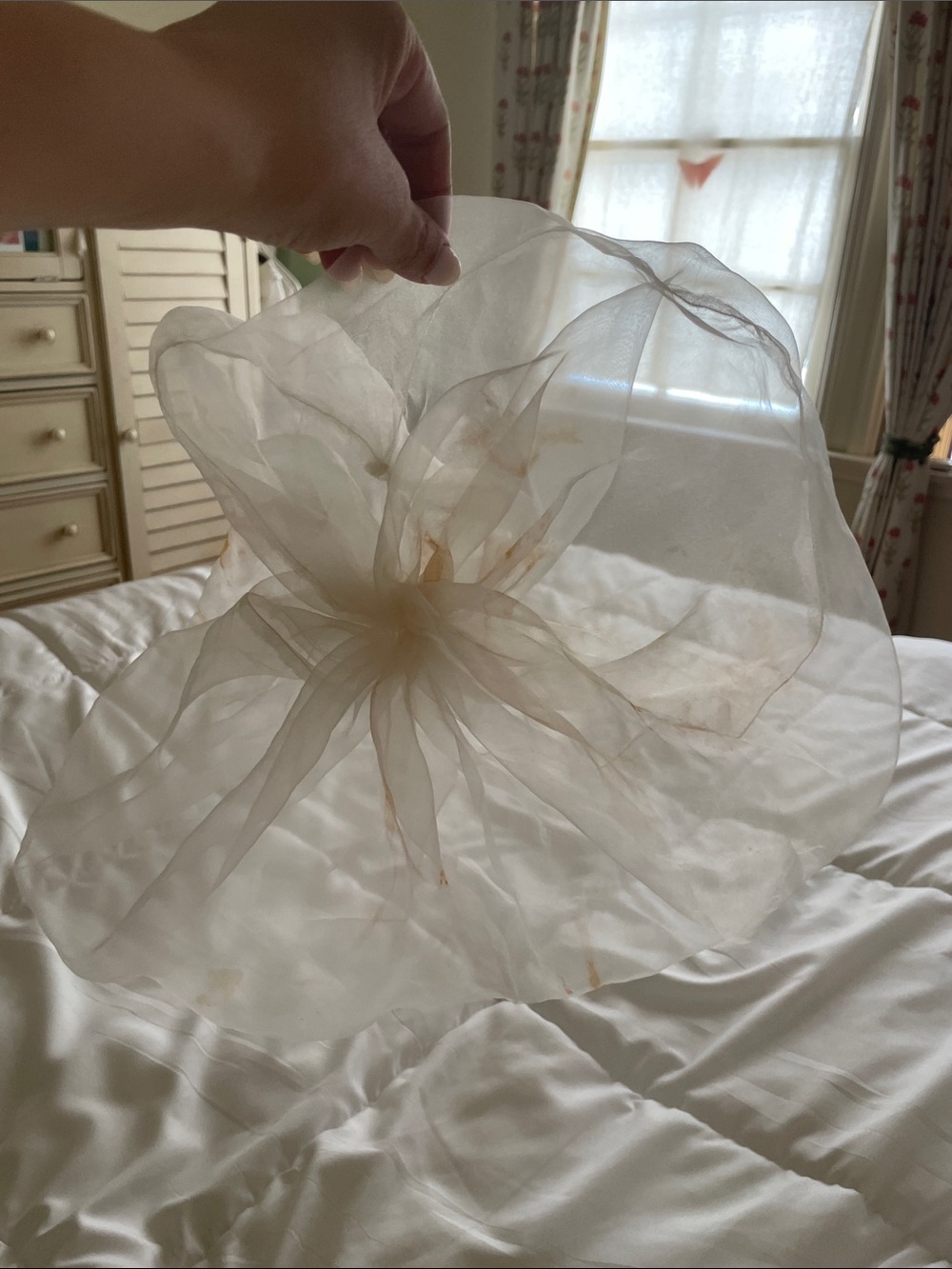 Sheer Ivory Oversized Scrunchie ella mae - Picture 3 of 3